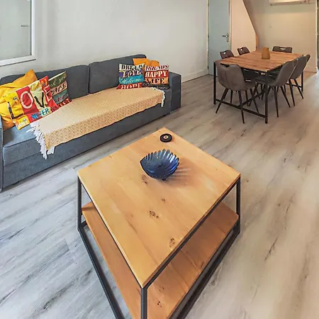 3 Bedroom Awesome In