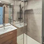 3 Bedroom Front In *